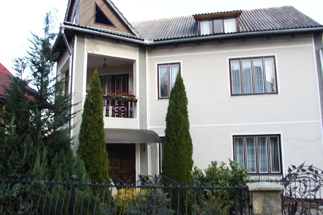 Sadyba Girske Povitria Jaremtsche Exterior foto